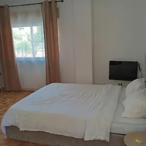 10 Mins Walk From Train Station! Agualva-Cacem